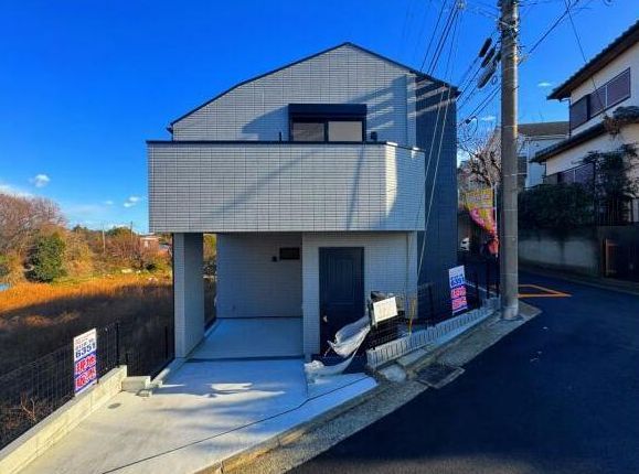 小雀町　新築一戸建て